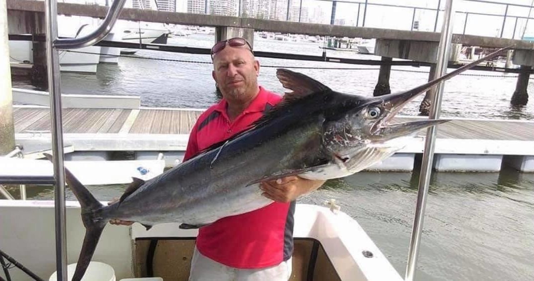 Main Beach, Australia: Deep-Sea Fishing, Boat Charters & Sunset Sailing on the Gold Coast